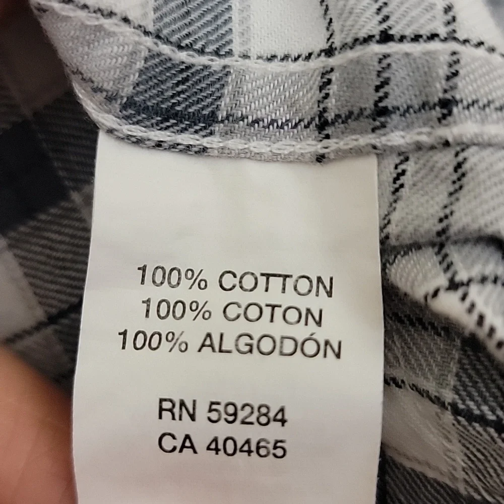 The Children's Place Gray, White & Black Plaid Cotton Shirt Youth 7/8 M
